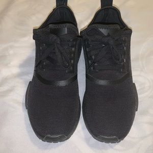 Adidas girls sneakers size 6